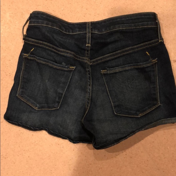 Shorts - Picture 3 of 3